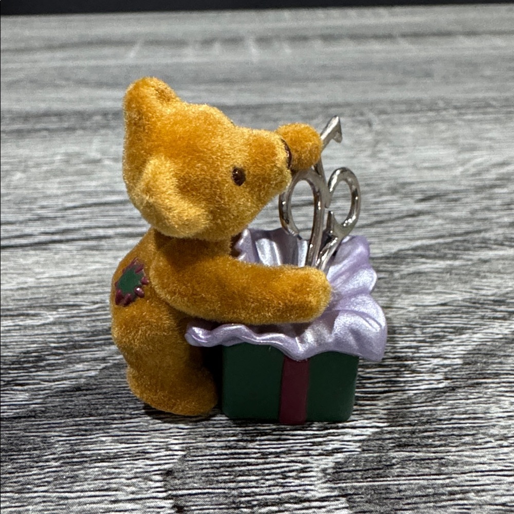 Hallmark | Merry Miniatures: 25th Anniversary Edition Teddy Bear Figures - Picture 13 of 16